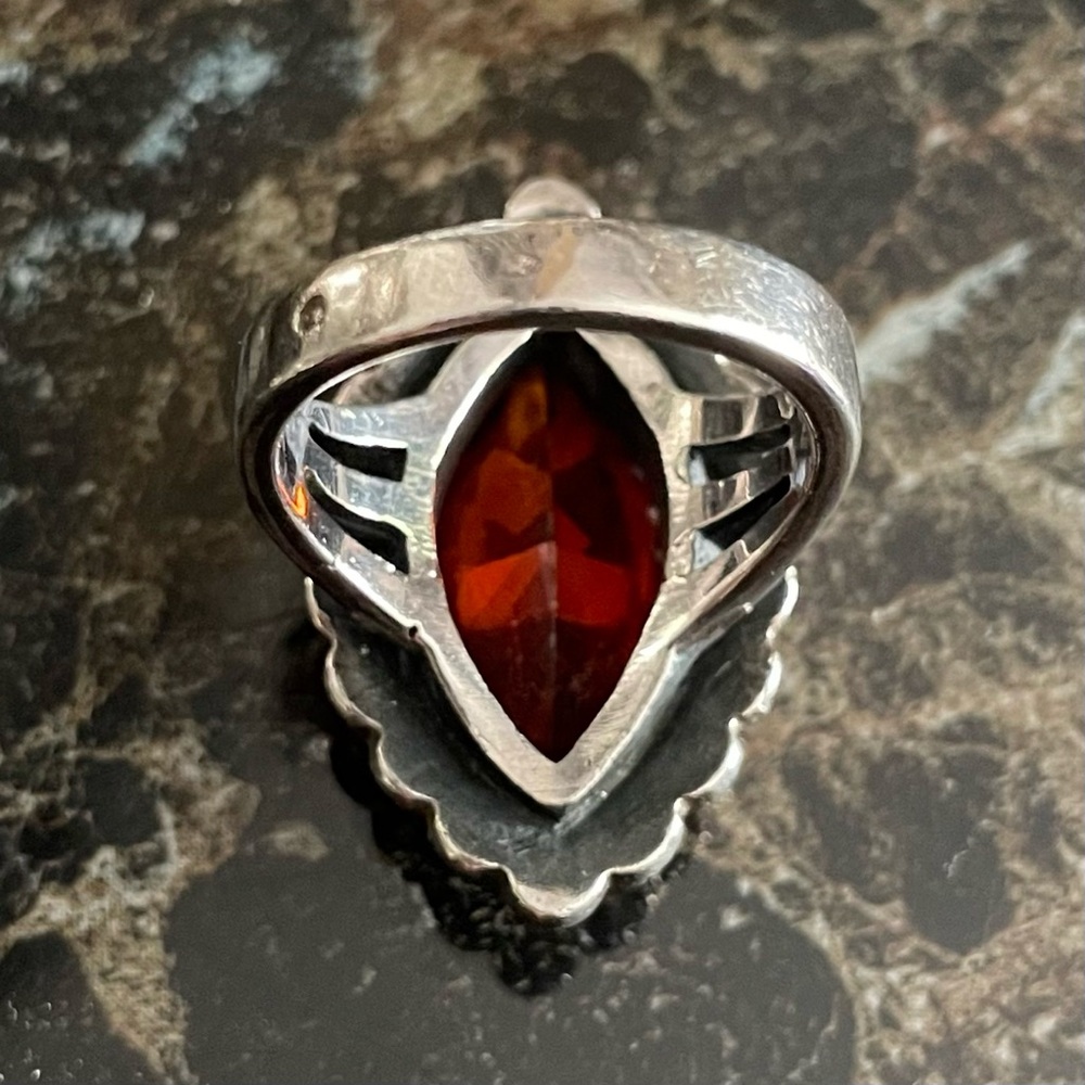 Vintage Amber Glass and Marcasite Marquis sterling silver ring - Picture 9 of 9